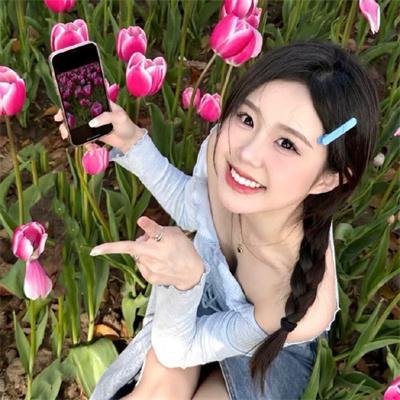 背后有人